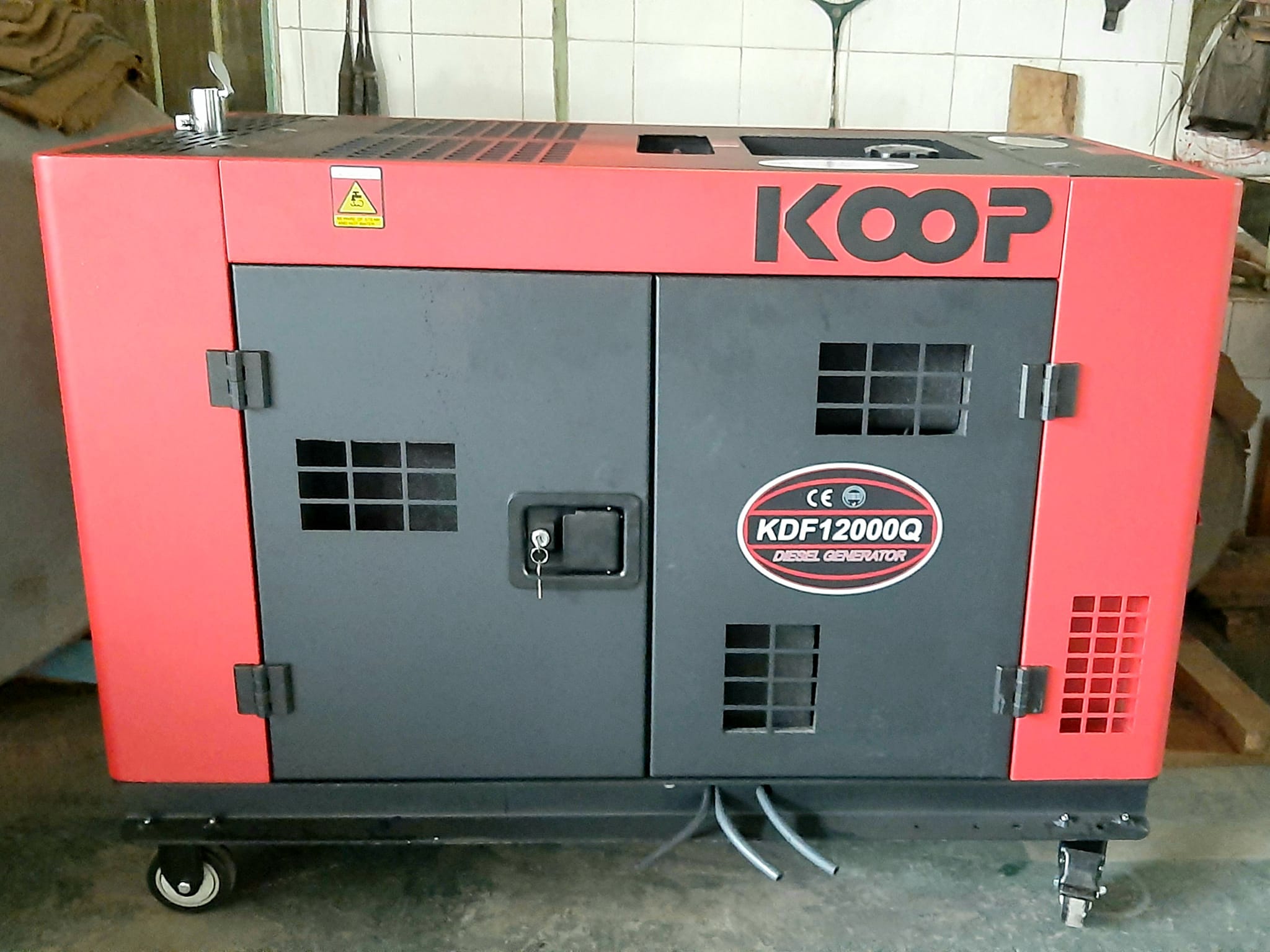 Máy Phát Điện Chạy Dầu 10Kw Koop KDF12000Q