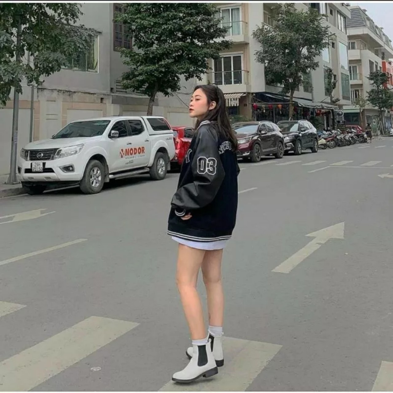 Áo khoác nỉ nam nữ tay da 03 bo gấu tay eo kẻ sọc co dãn, Áo khoác nỉ bomber Unisex phối tay da thêu 03 phong cách hàn quốc, jaket jaket, Áo khoác bomber, Áo jaket bomber, Áo bomber unisex, Áo bomber varsity nam