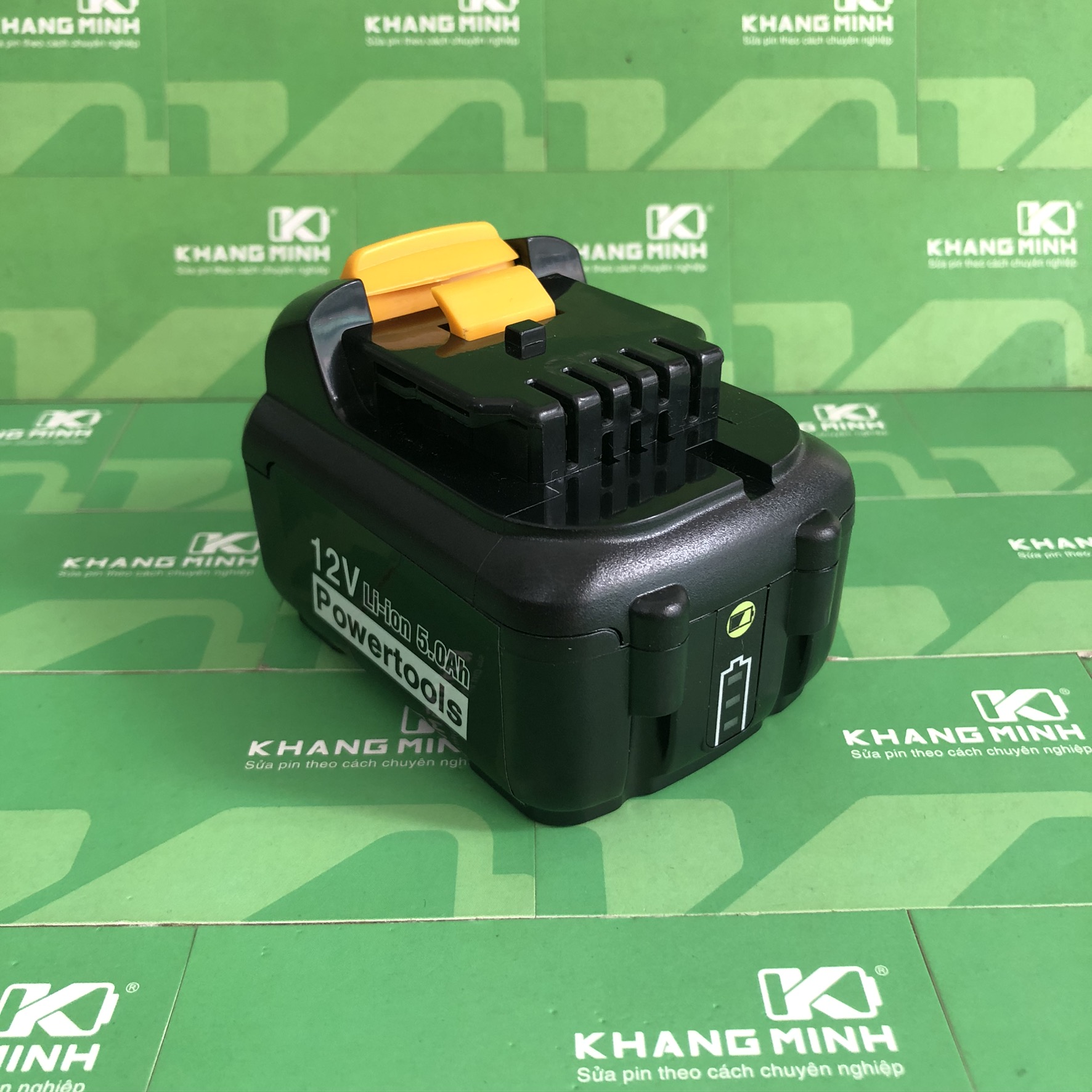 [HCM]Vỏ mạch pin Dewalt 10.8V 3S - 2P có Led báo pin mạch nhận sạc zin