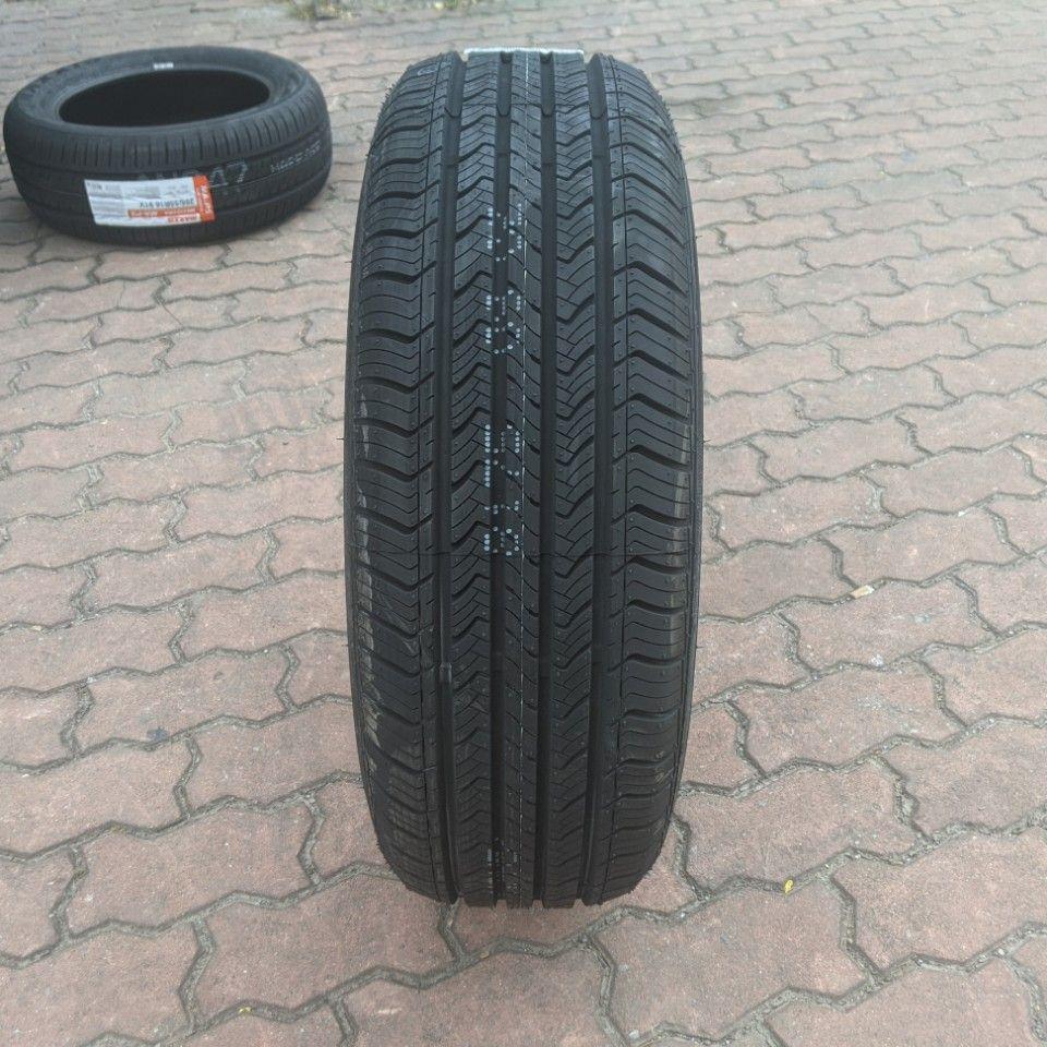 Lốp 215/65R16 98V Maxxis HP-M3