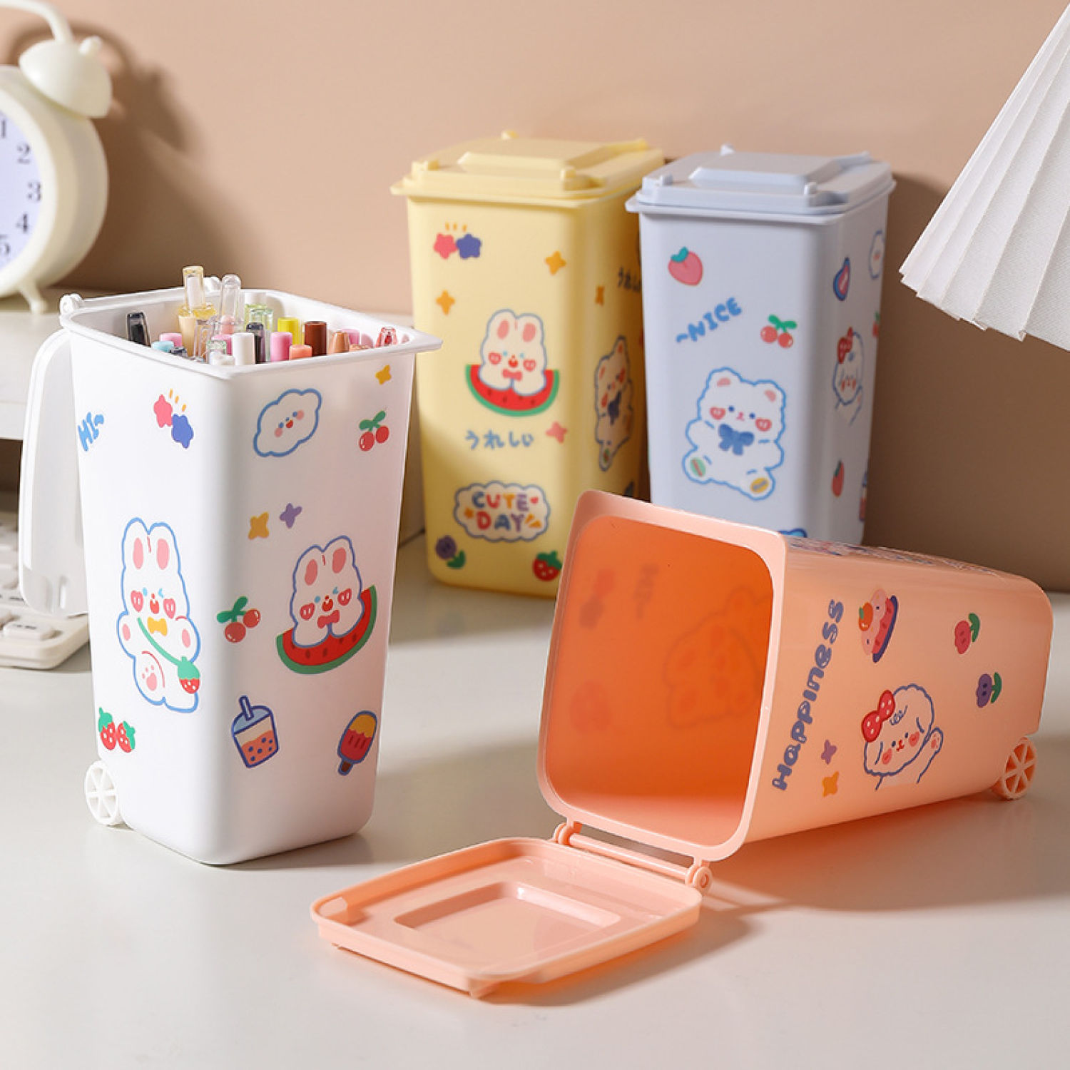 Thùng rác mini để bàn trắng trơn tự trang trí có bánh xe