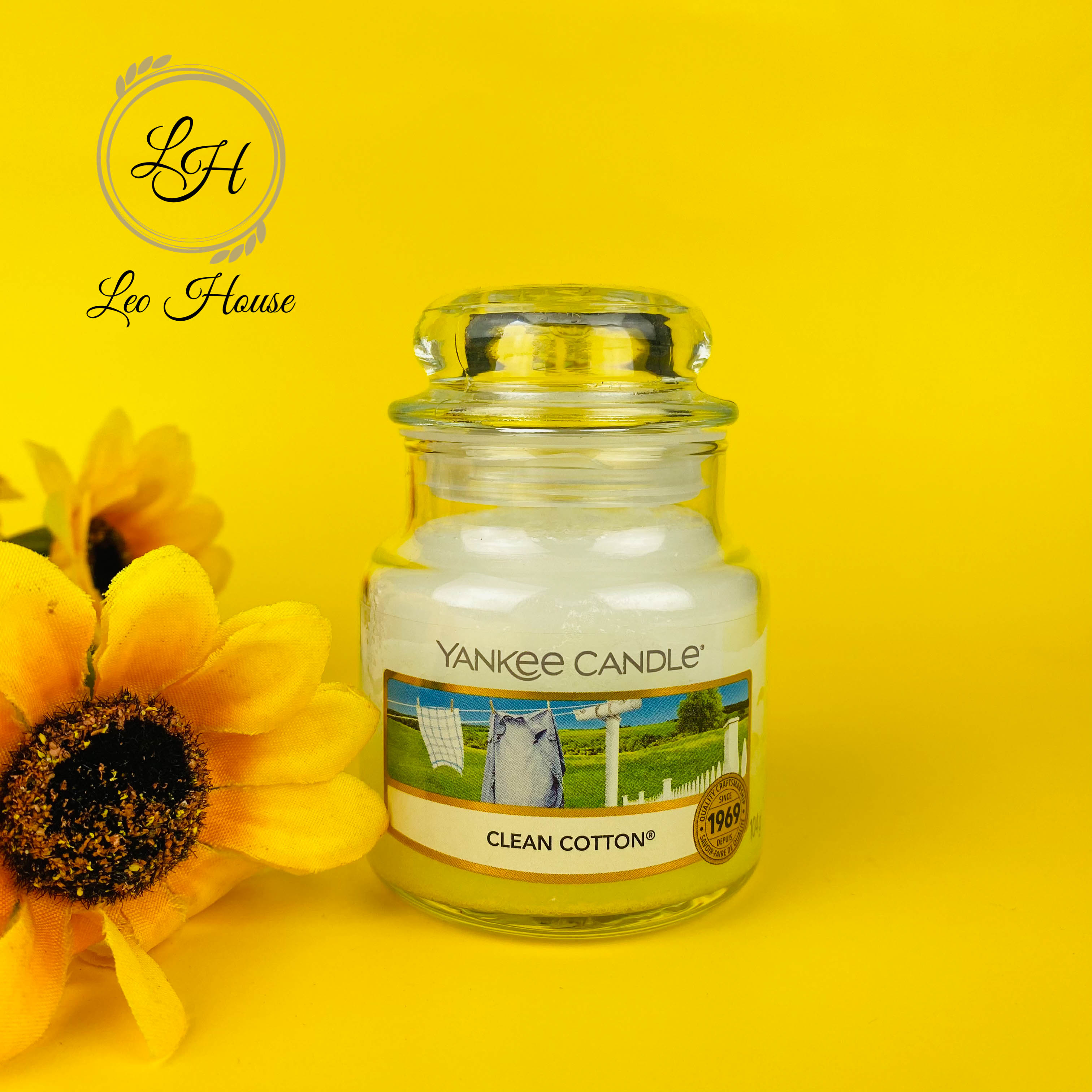 Nến thơm Yankee Candle Clean Cotton