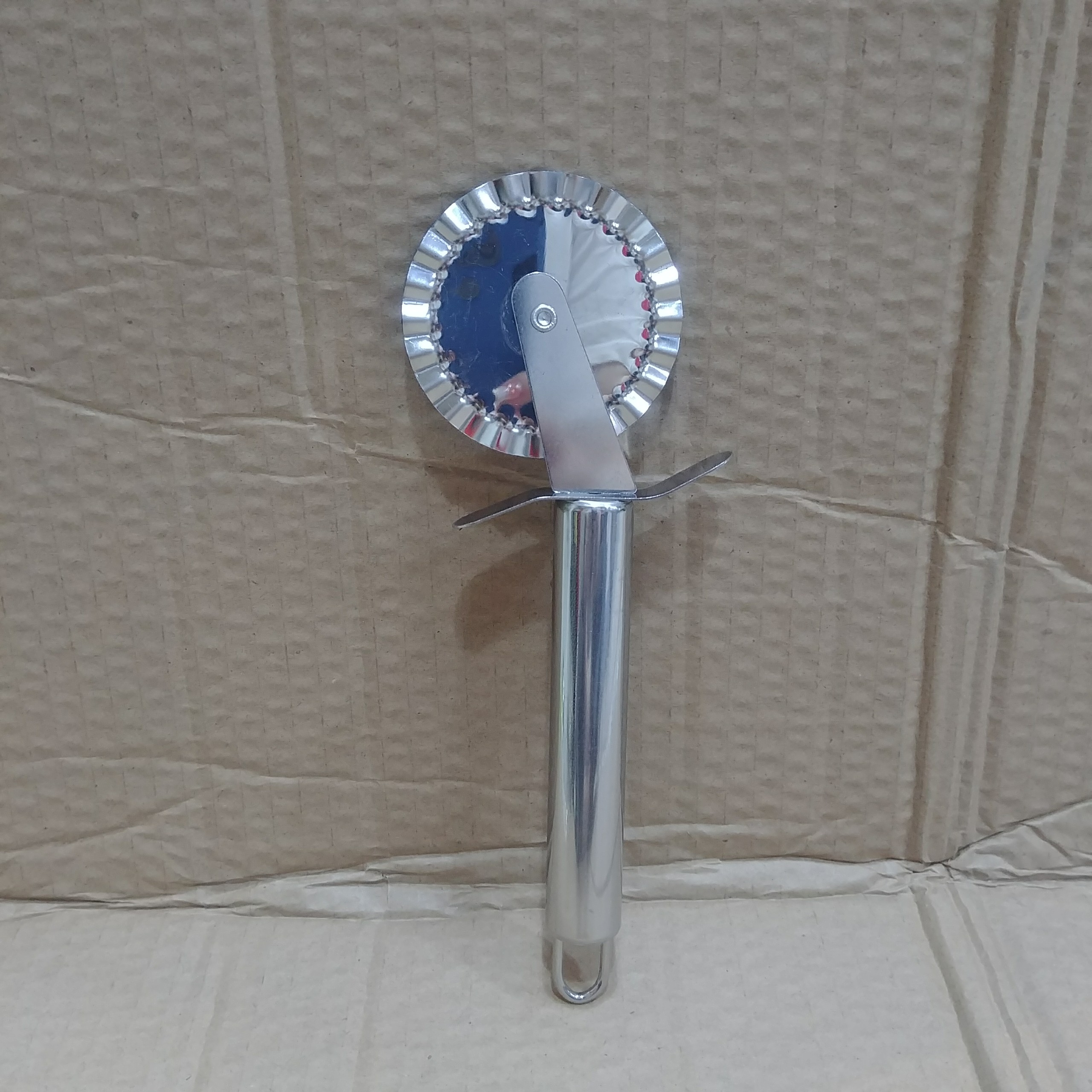 [HCM]DAO CĂT BÁNH CẮT BỘT CÓ RĂNG CƯA INOX