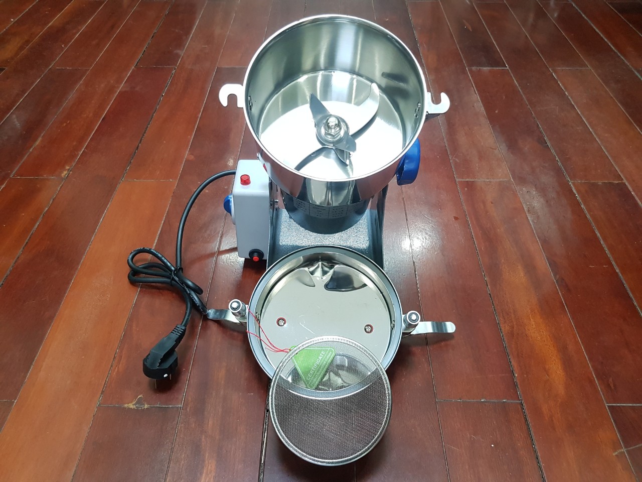 Máy xay đa năng xay đồ khô Osaka Z90