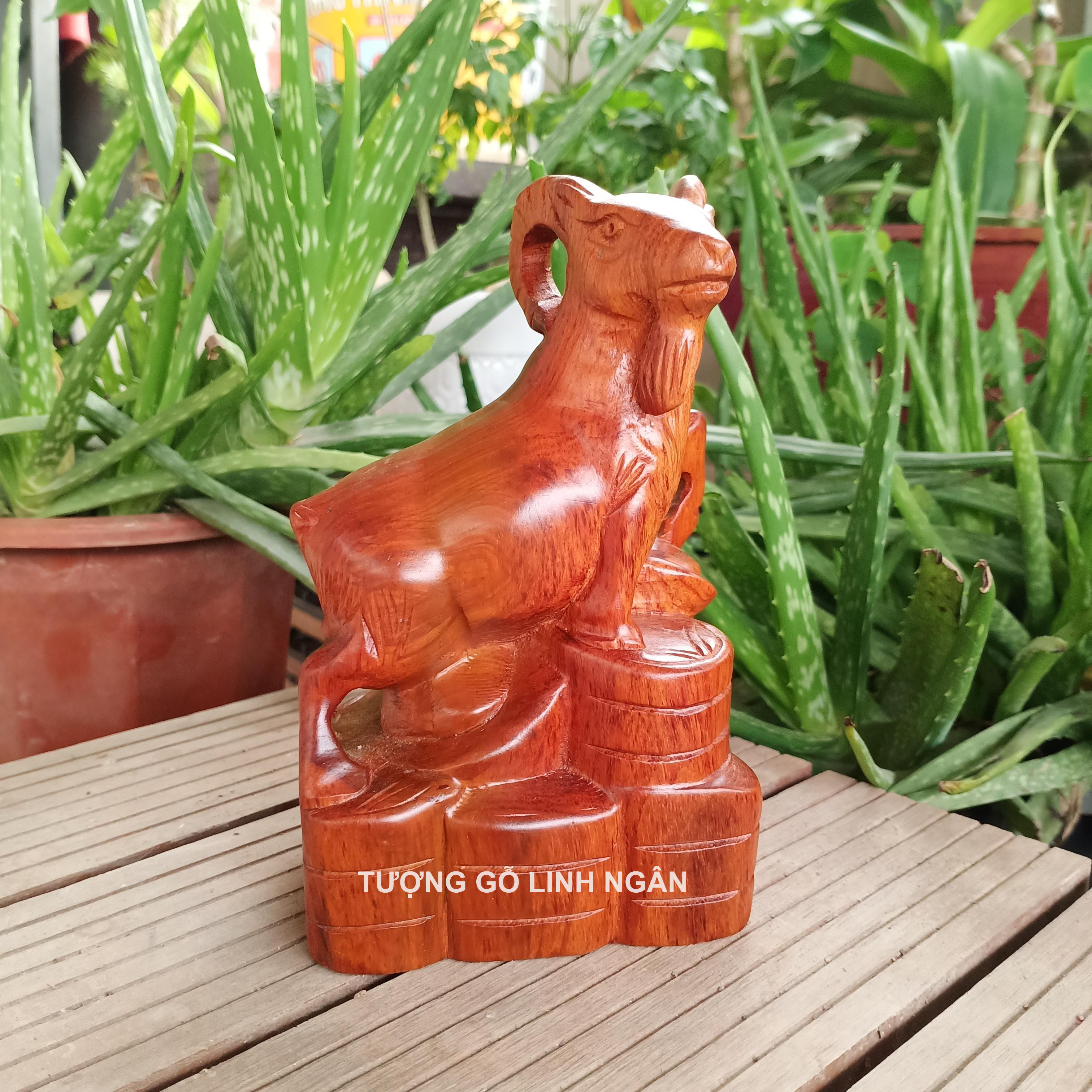 Tượng Dê gỗ hương (Cao 15, rộng 5, sâu 6 cm)
