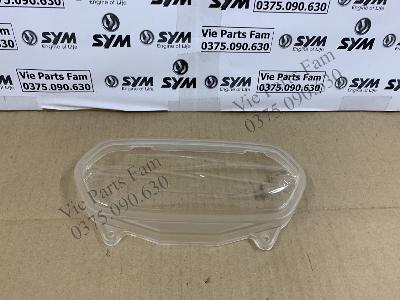Mica/ mặt kính đồng hồ Attila đời đầu