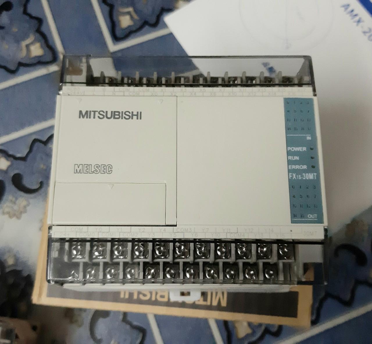 PLC Mitsubishi FX1S-30MT-001