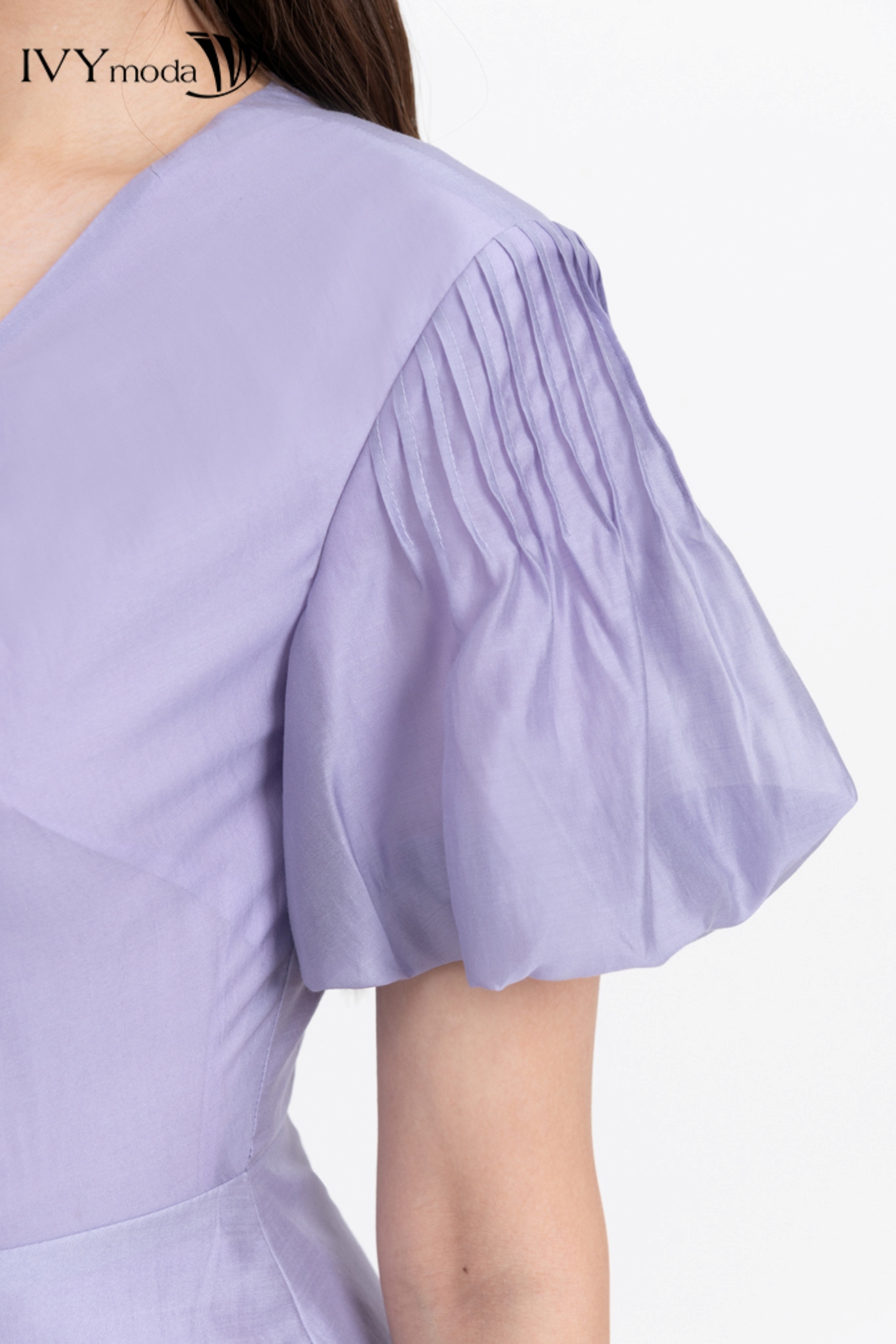 Đầm lụa đuôi cá phối nơ IVY moda MS 48M8280