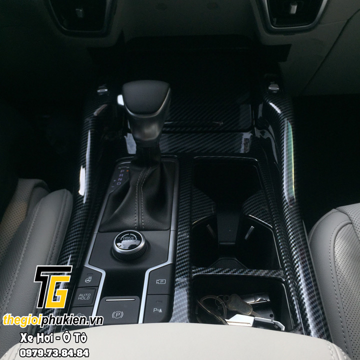 Ốp nội thất vân Carbon Kia Sorento 2021
