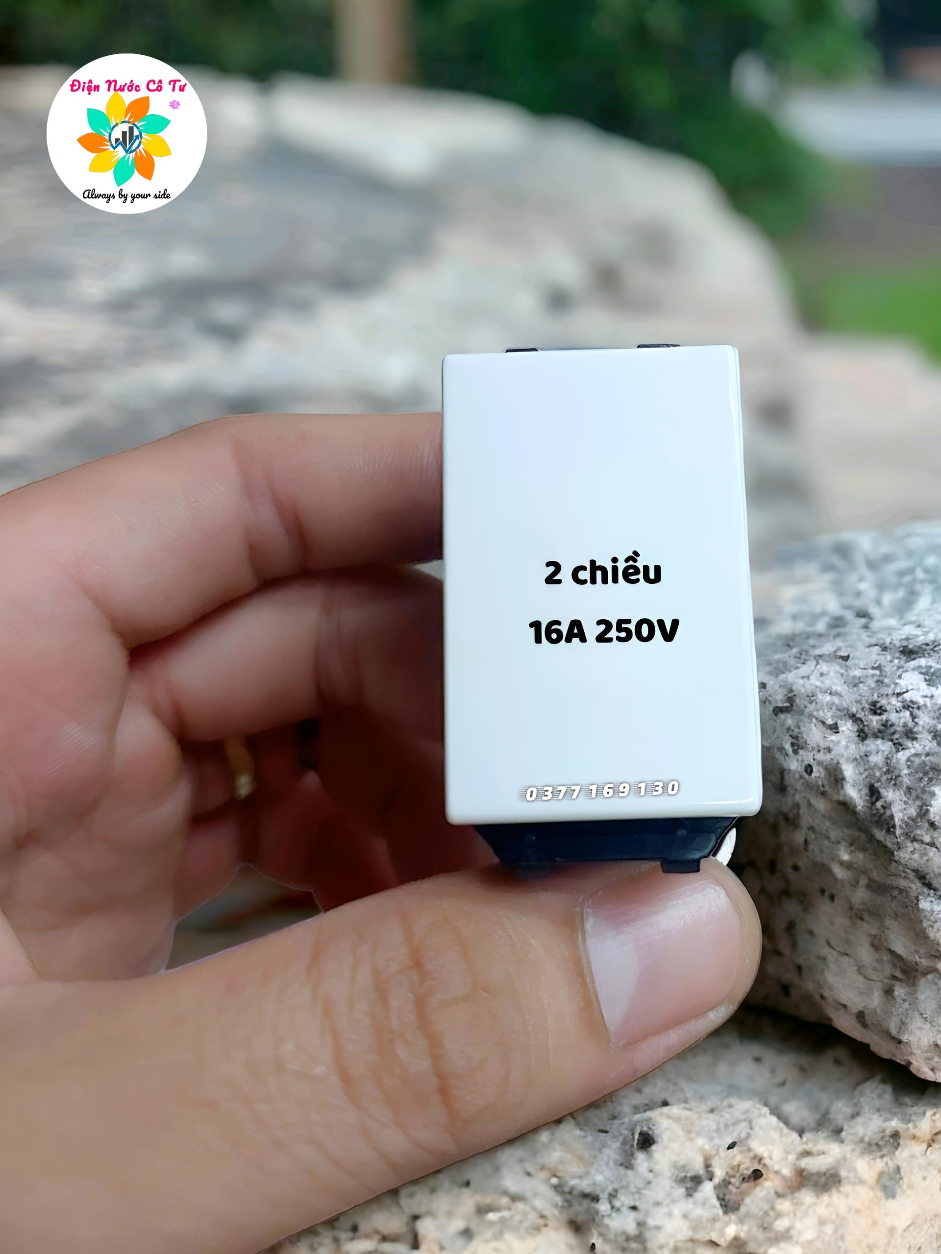 Ổ Cắm Điện Đơn Ổ cắm điện 3 chấu Có MÀN CHE Panasonic (Hàng WIDE)