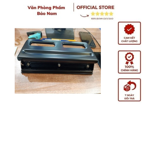 Máy đục lỗ trio 963 - đục tối đa 3 lỗ 30 tờ -cấu tạo bấm bằng sắt, chắc chắn, tiện sử dụng. đường kính lỗ: 7mm.