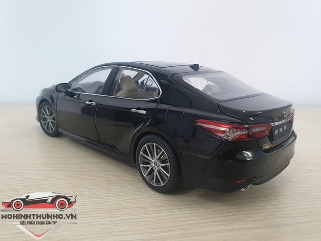 [HCM]Xe mô hình Toyota Camry tỉ lệ 1:18