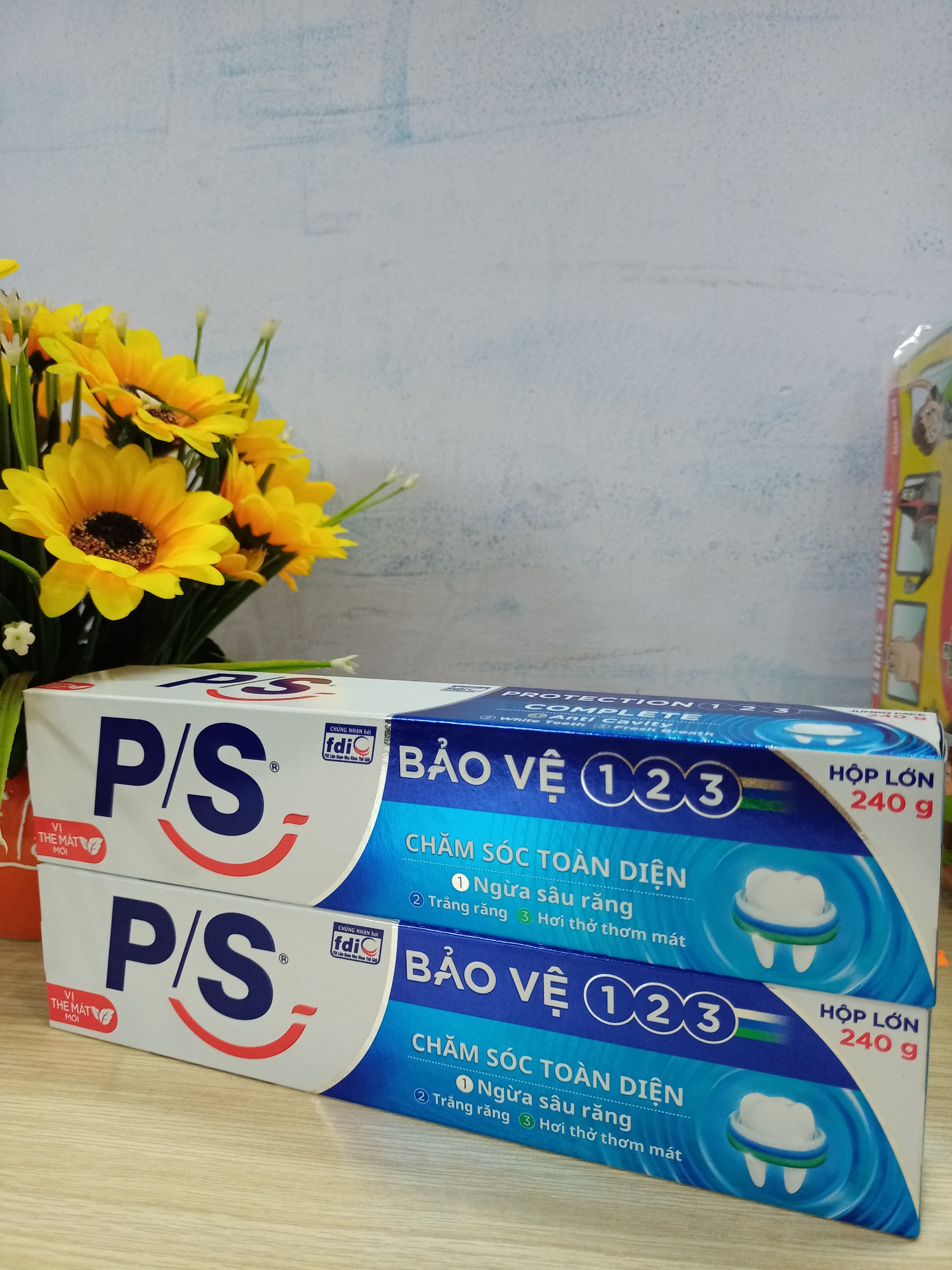 Kem đánh răng P/S Bảo vệ 123 240g