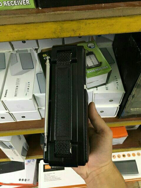 Đài radio FM Sony  SW606AC