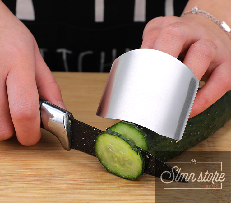 Factory direct stainless steel finger guard multi-purpose vegetable cutter anti-cutting hand kitchen gadget hand guard