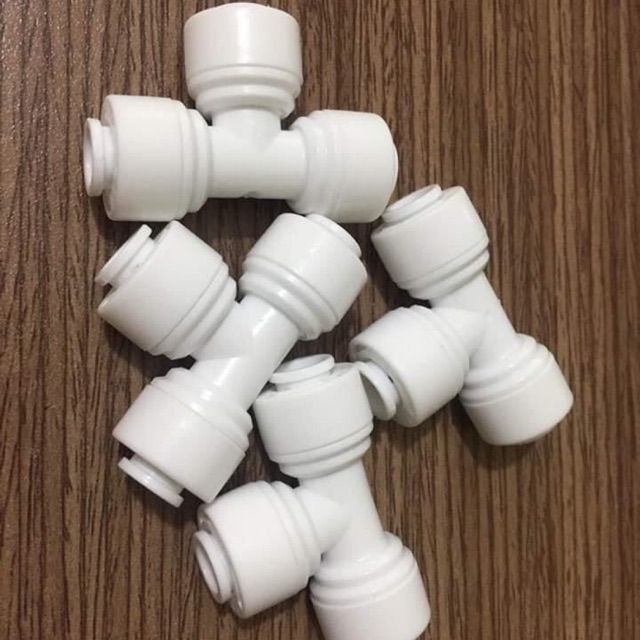Cút nối t đều dây 6