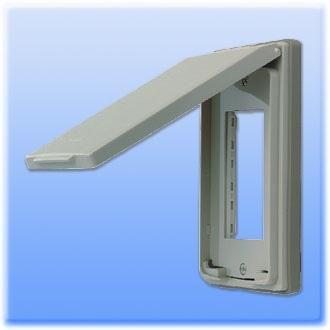 TP- MẶT 3 CÓ NẮP CHE MƯA - WEG7903