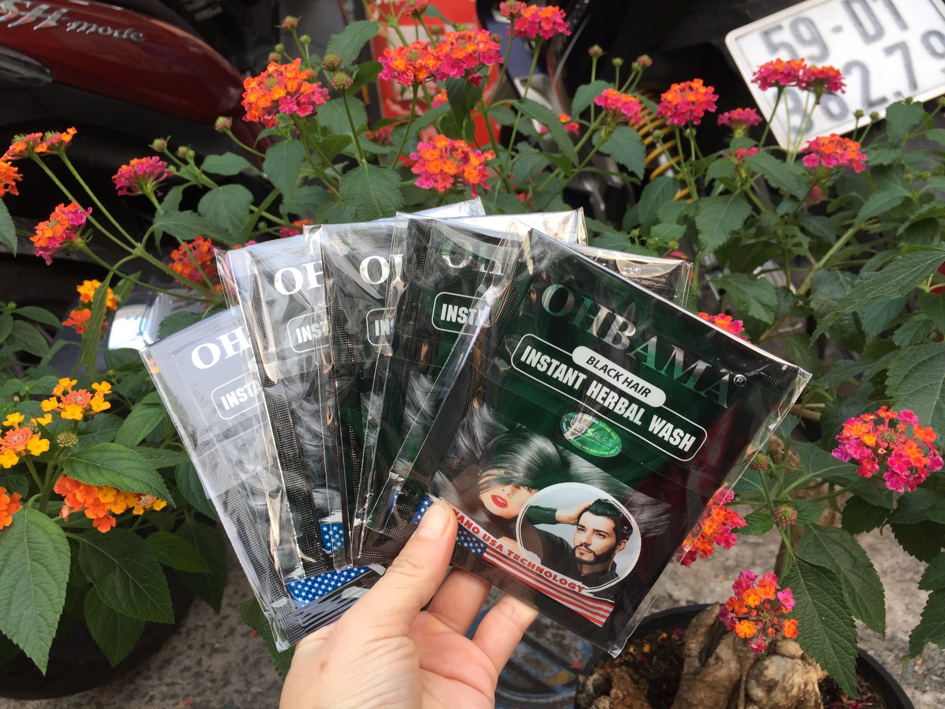 Combo 2 gói dầu gội là đen Thảo dược OHBAMA 40 ml