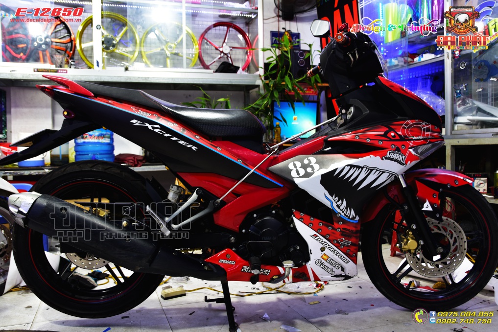 Tem Xe Exciter 150 Cá Mập Đỏ Đen Nhám - E-12650