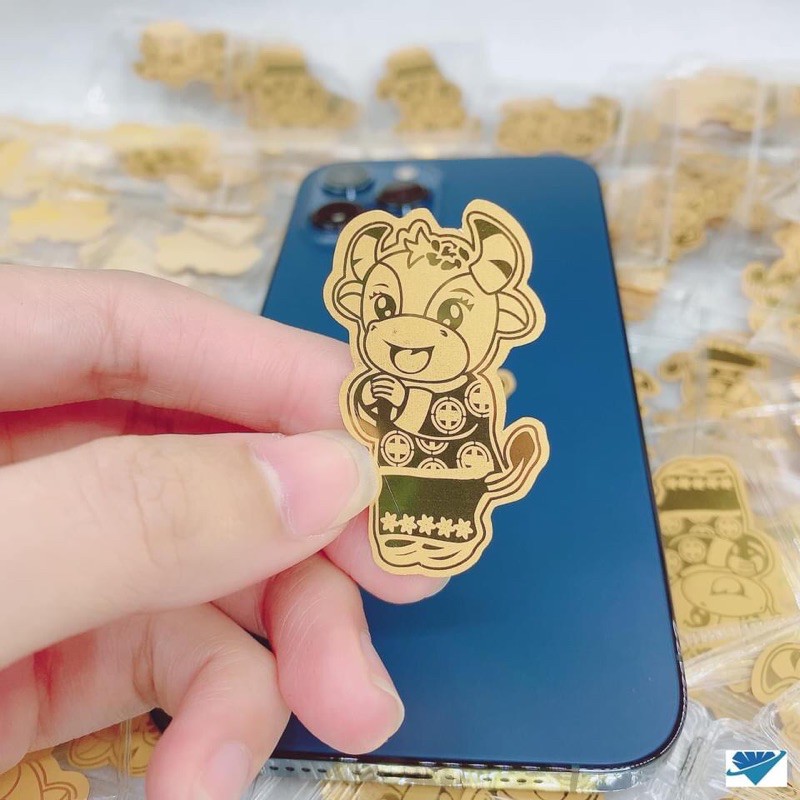 Trâu thần tài ốp điện thoại giá sỉ