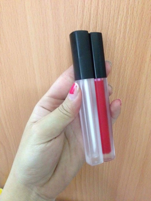 Thỏi Làm Son Kem Handmade Thân Mờ