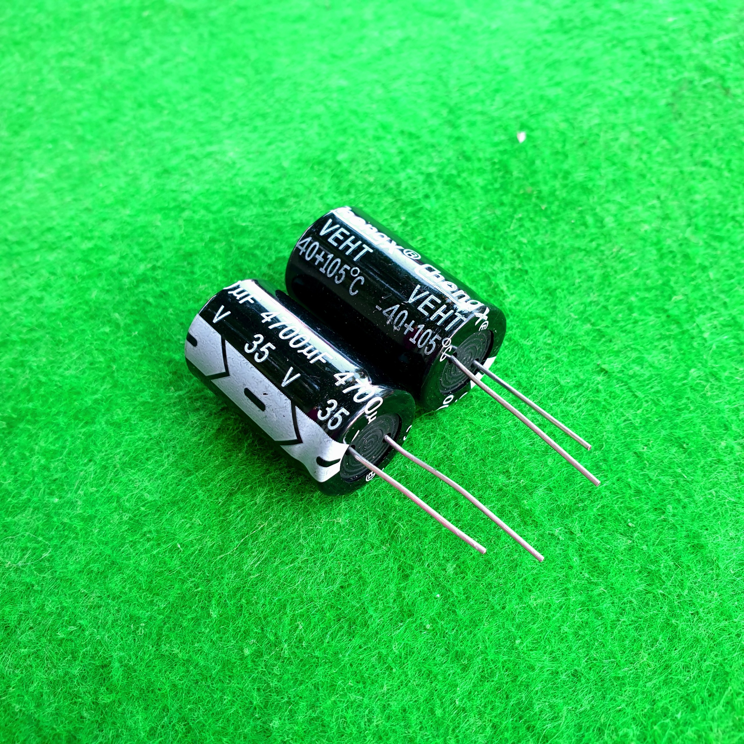 Túi 2 tụ 4700uF 35V