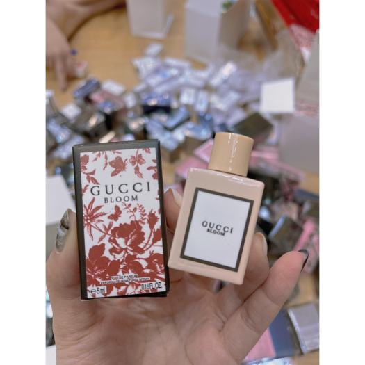 Nước hoa mini chấm Gucci Bloom 5ml