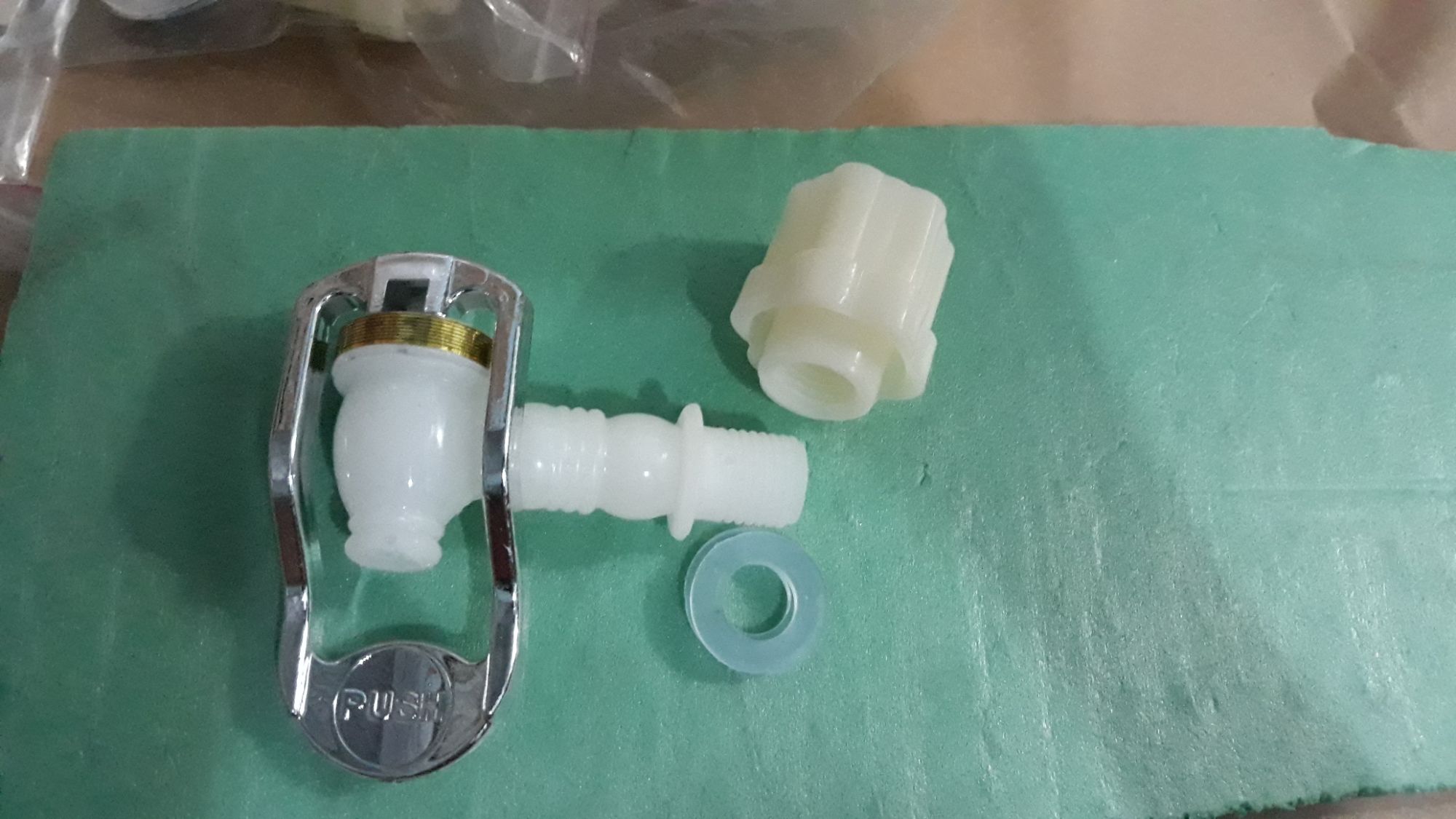 Vòi bình lọc nước gia đình