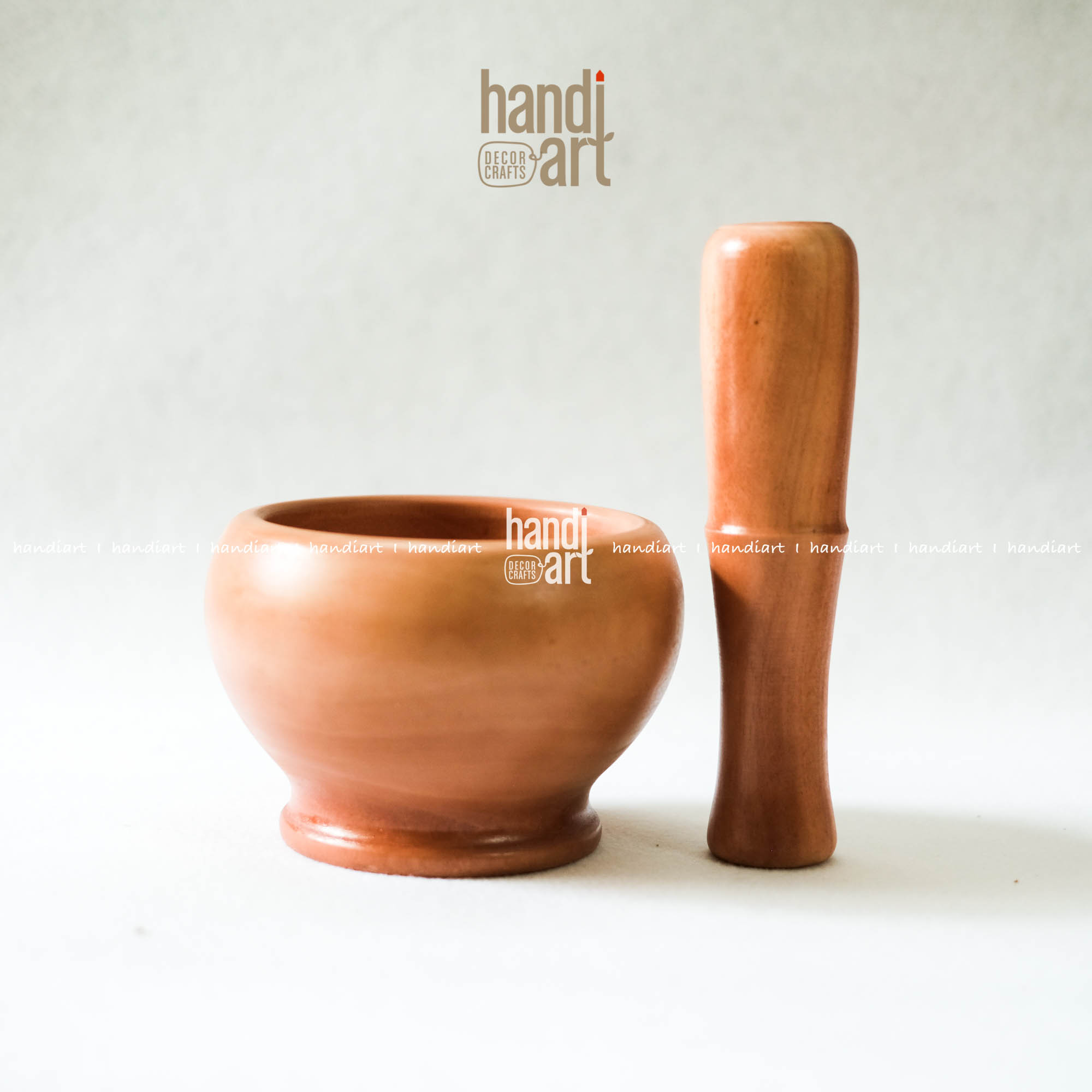 Cối Chày gỗ hình lu
