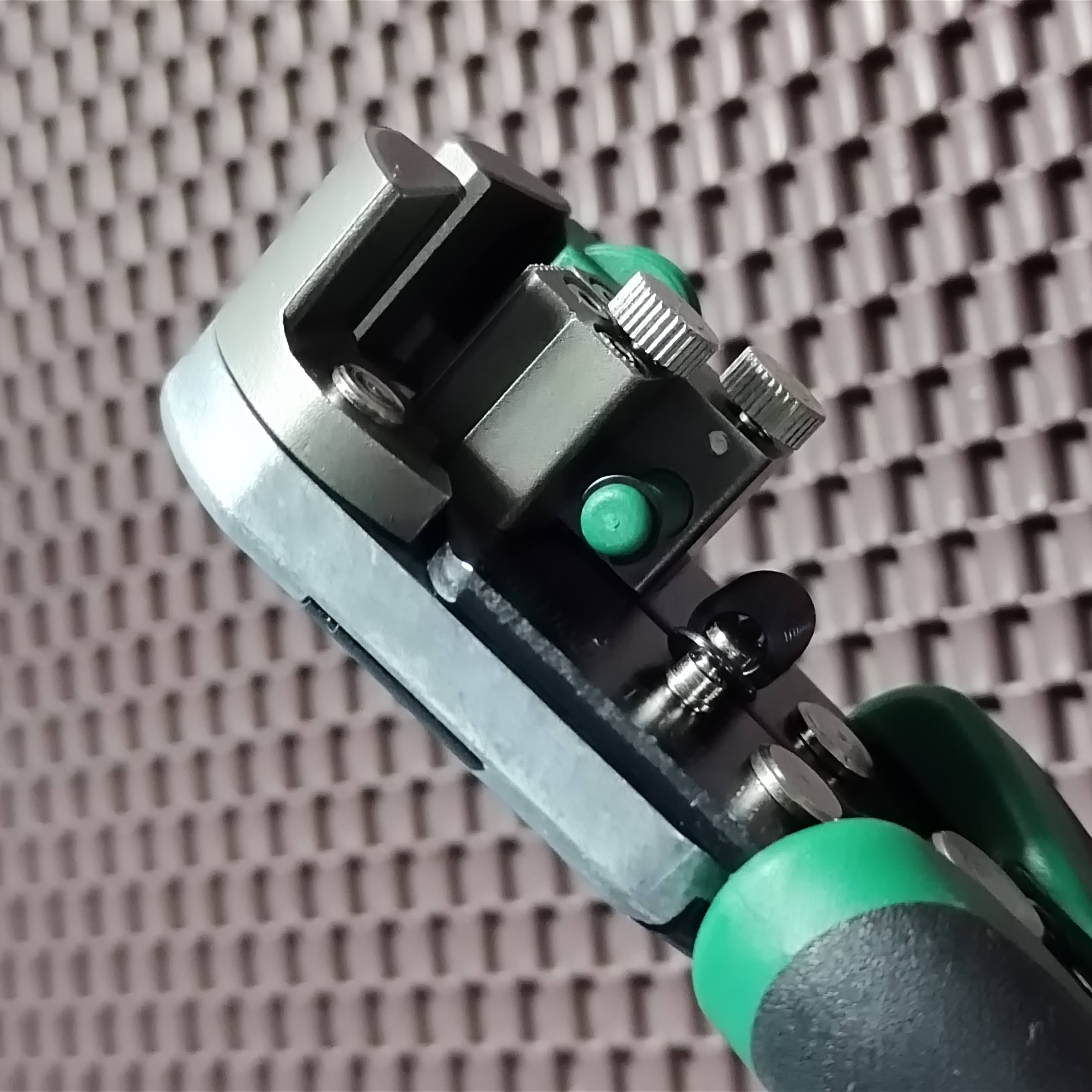 KÌM TUỐT DÂY ĐIỆN ENGINEER PAW-01 Nhật Bản