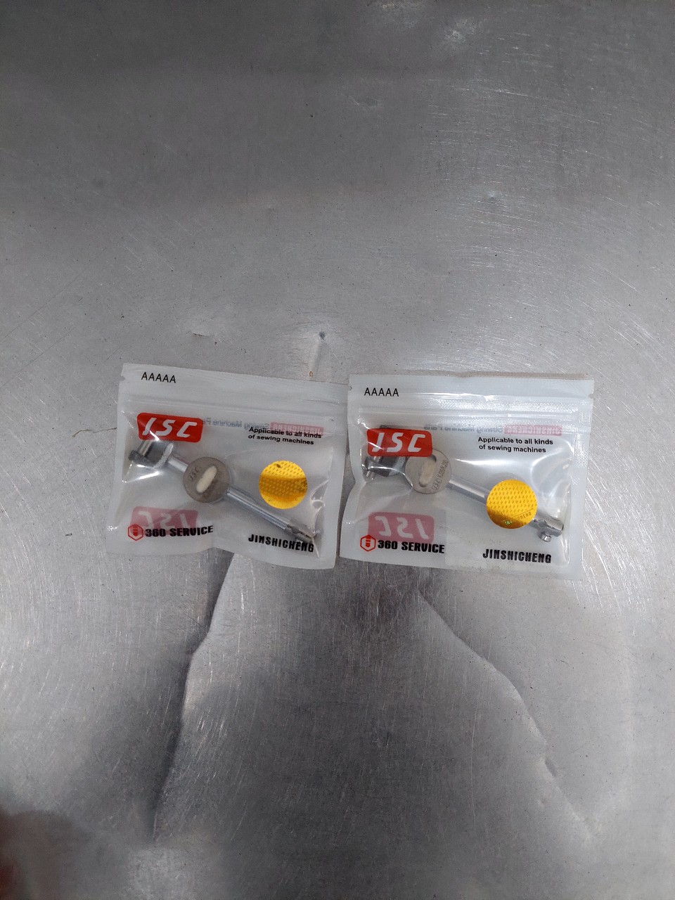 cùi móc trên vắt sổ siruba 747
