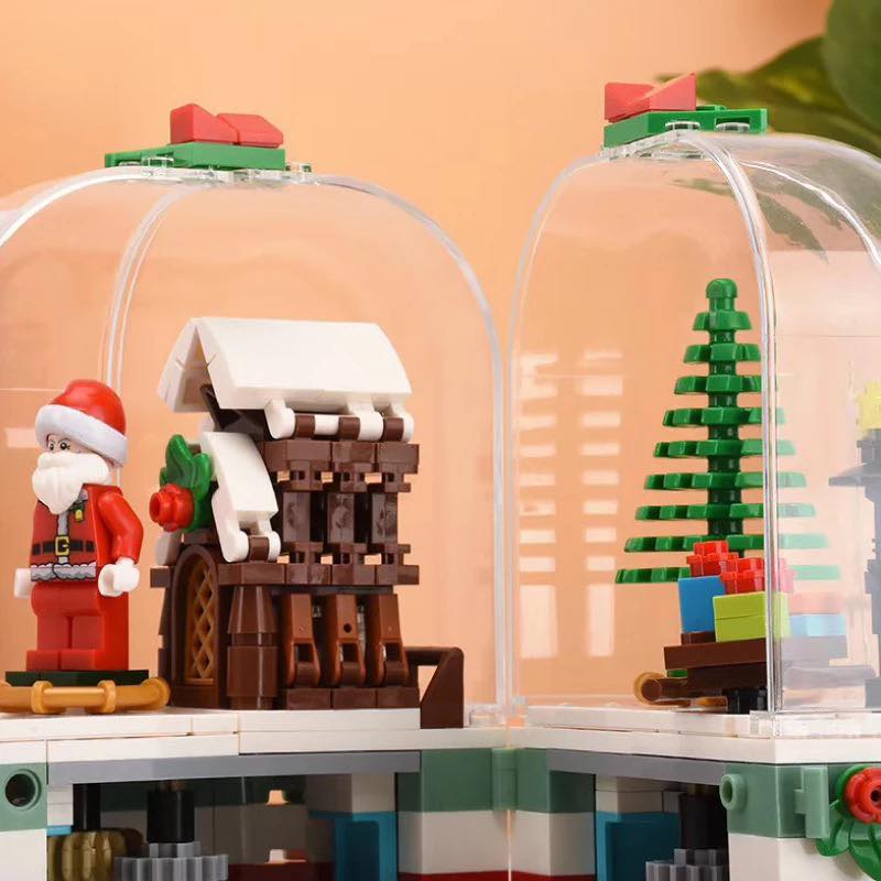 Box light--assembled Lego Xmas