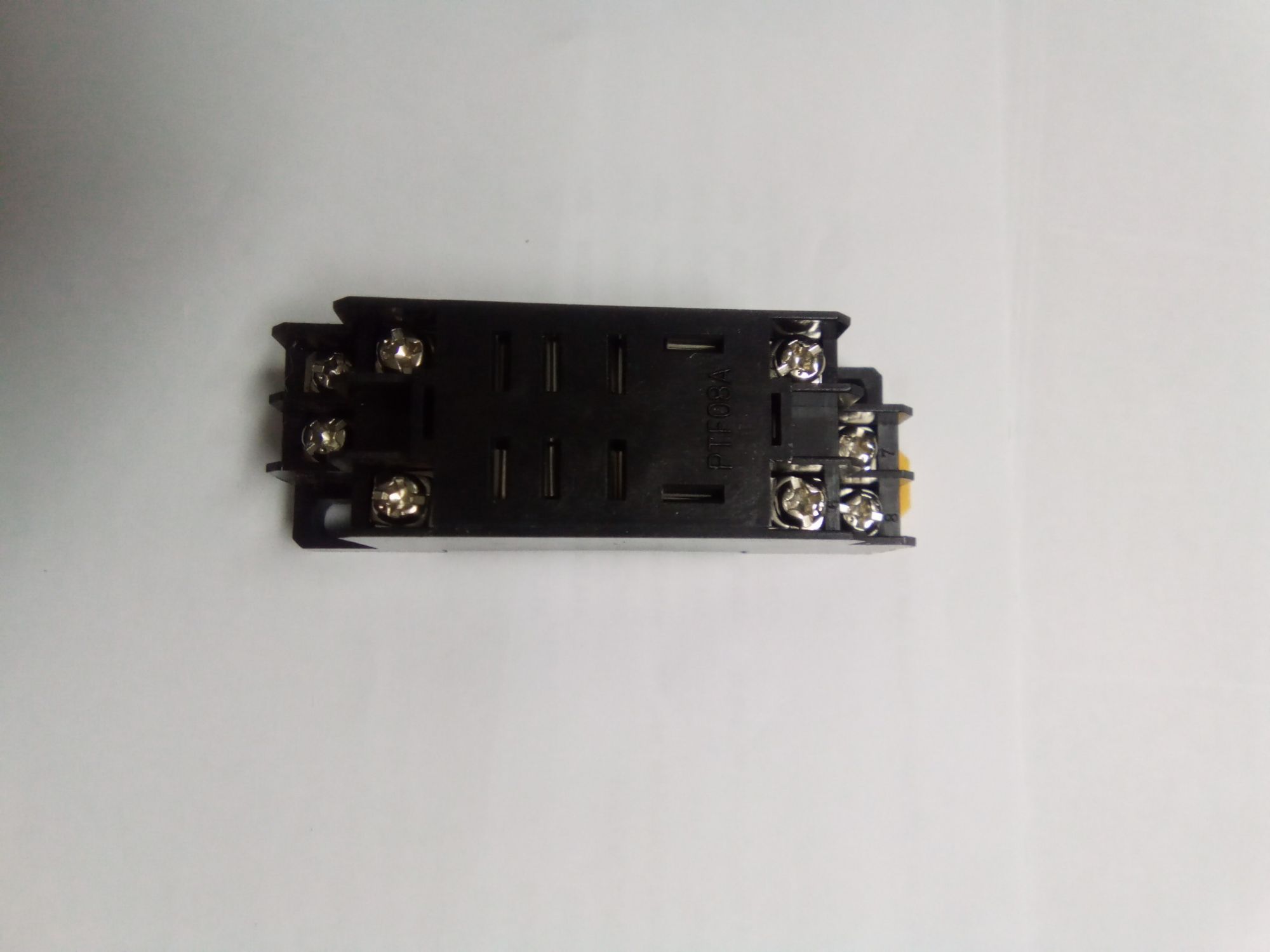 Rơ le trung gian 8 chân 220v 10A bao gồm đế