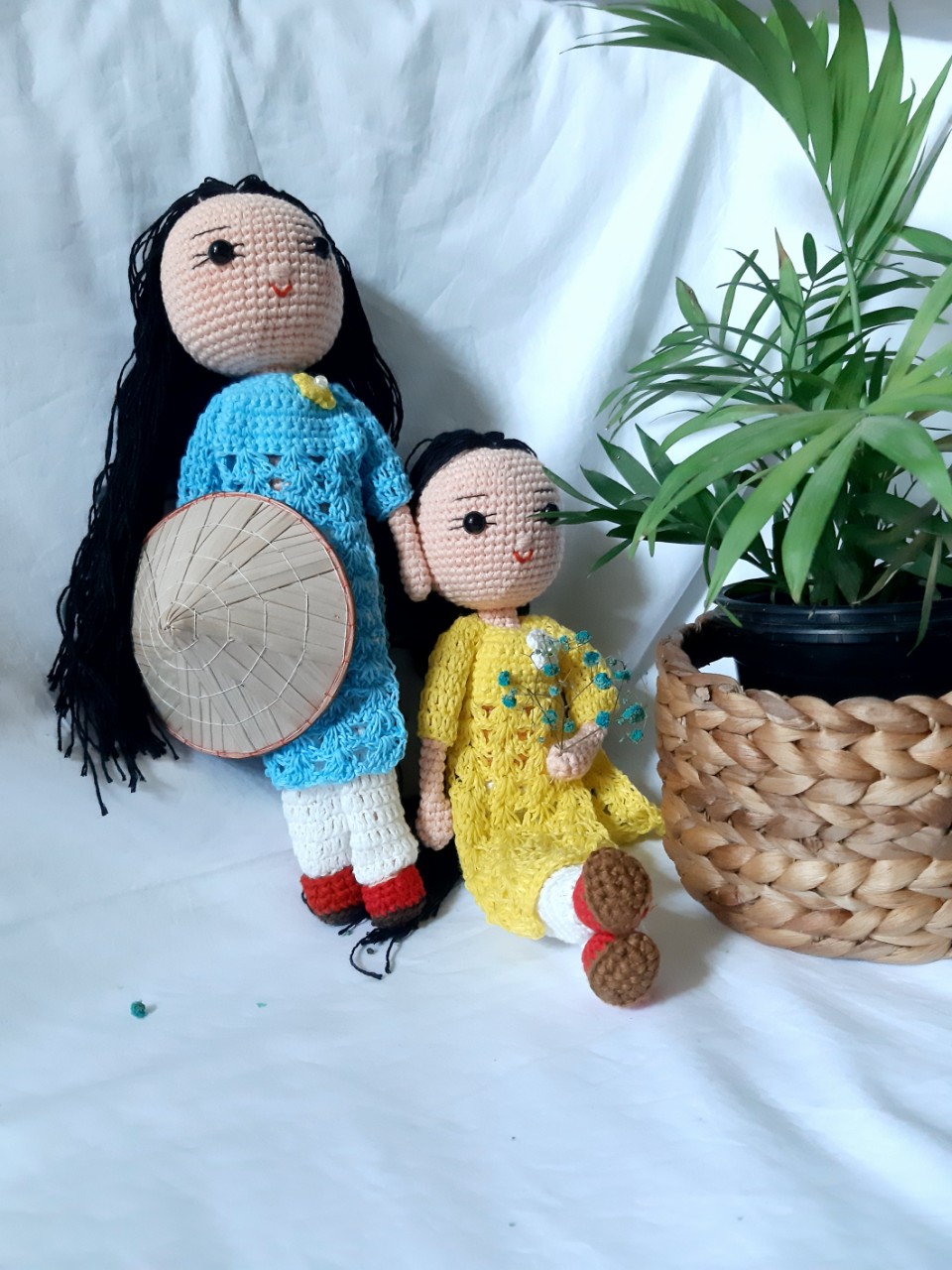 Búp Bê Áo Dài Đan Bằng Len-Phụ Kiện Studio (búp bê tóc dài)