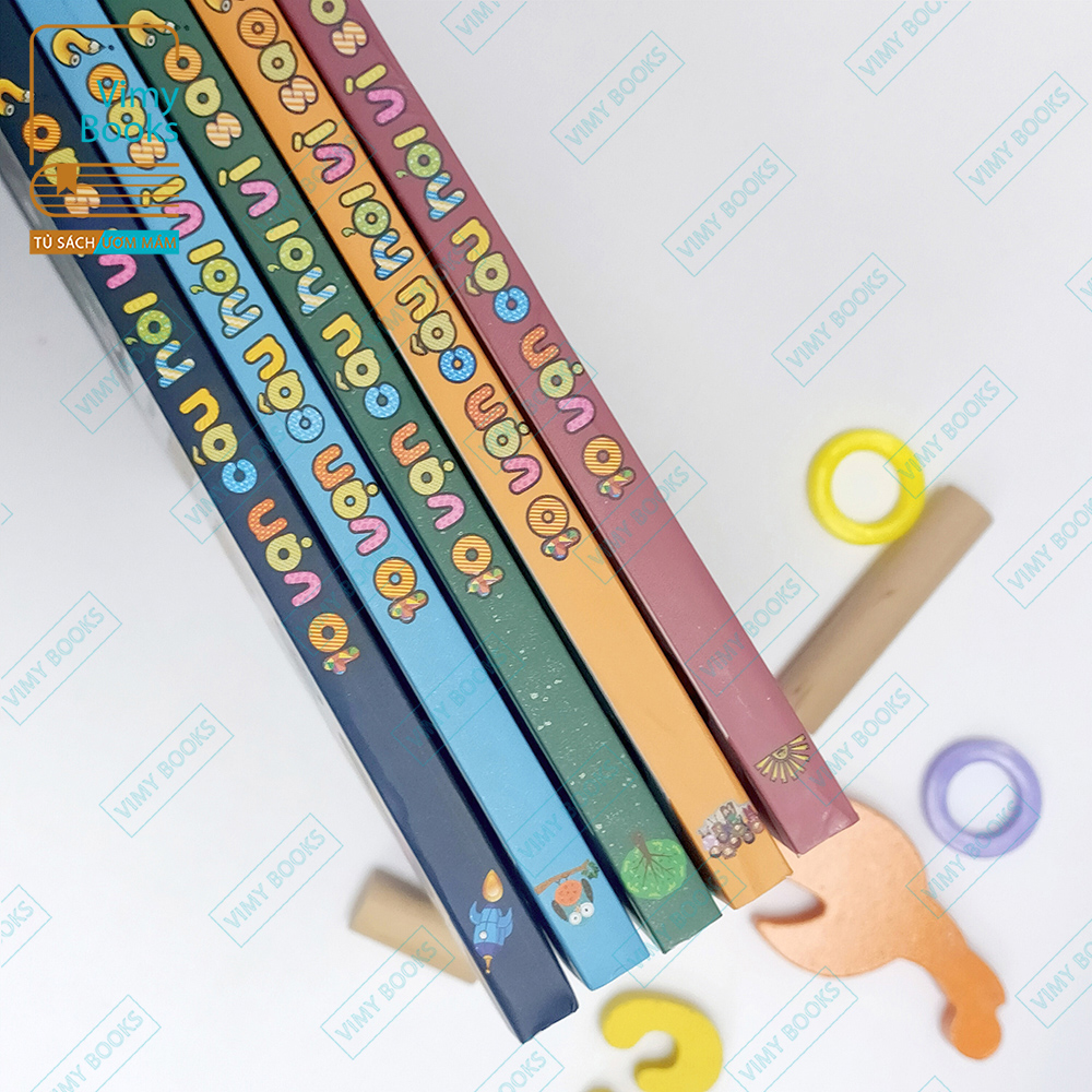 Book - 10 Thousand Questions Why (Set of 5 Books)