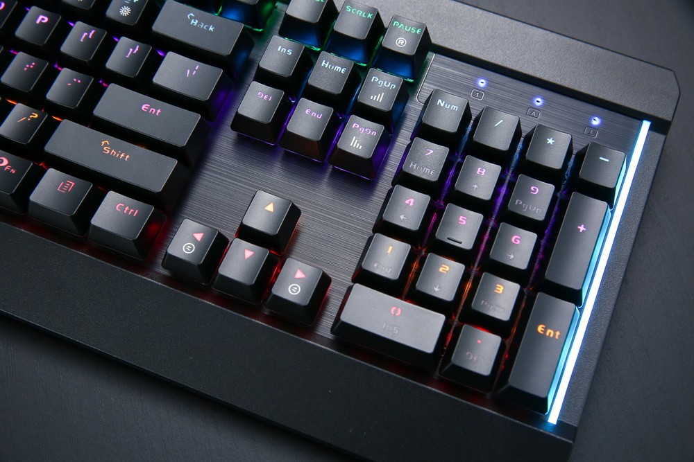 Bàn phím cơ DareU EK169 Blue switch
