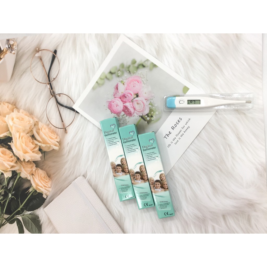 Nhiệt kế điện tử Digital Thermometer cao cấp cho bé