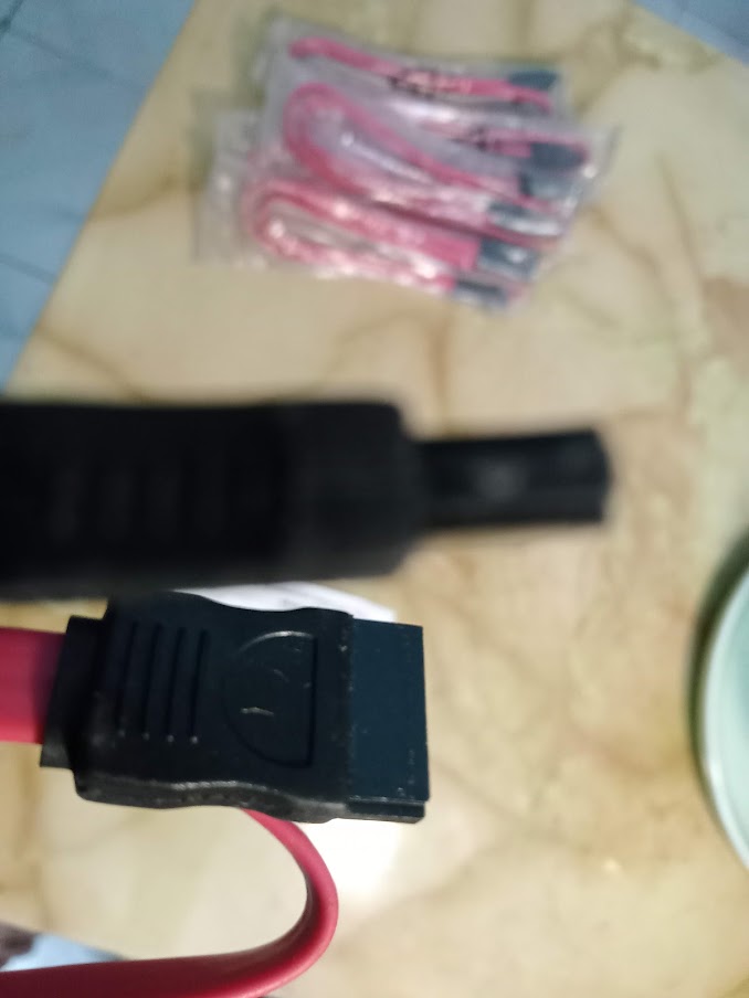 Dây cáp tín hiệu Sata