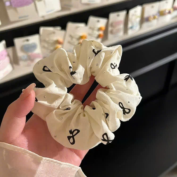 SCRUNCHIES HOA ROSE NEW- CỘT TÓC VẢI THỜI TRANG NỮ