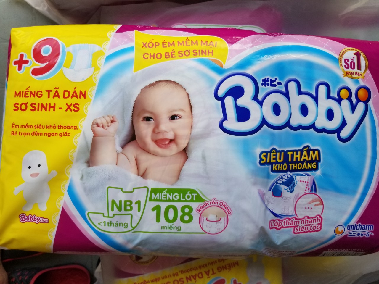 Miếng lót sơ sinh dưới 1 tháng bịch 108 miếng