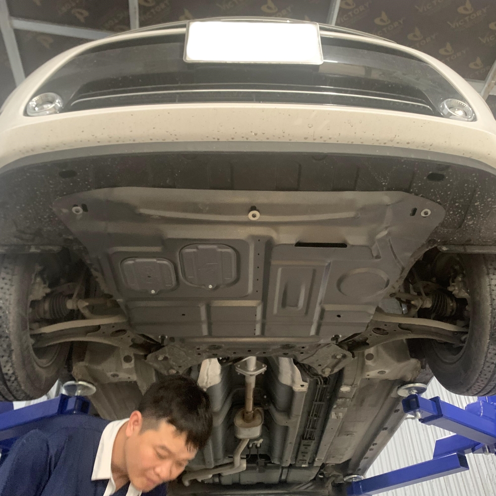 { Thép Chịu Lực } Kia Soluto Ốp Gầm , Chắn Gầm Xe Đời 2018-2023