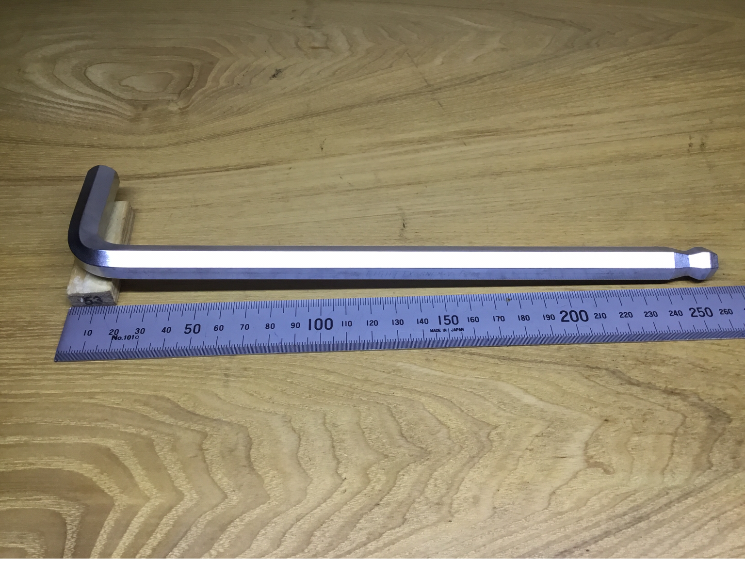 Lục Giác Eight Nhật 12mm-26Cm Có Từ