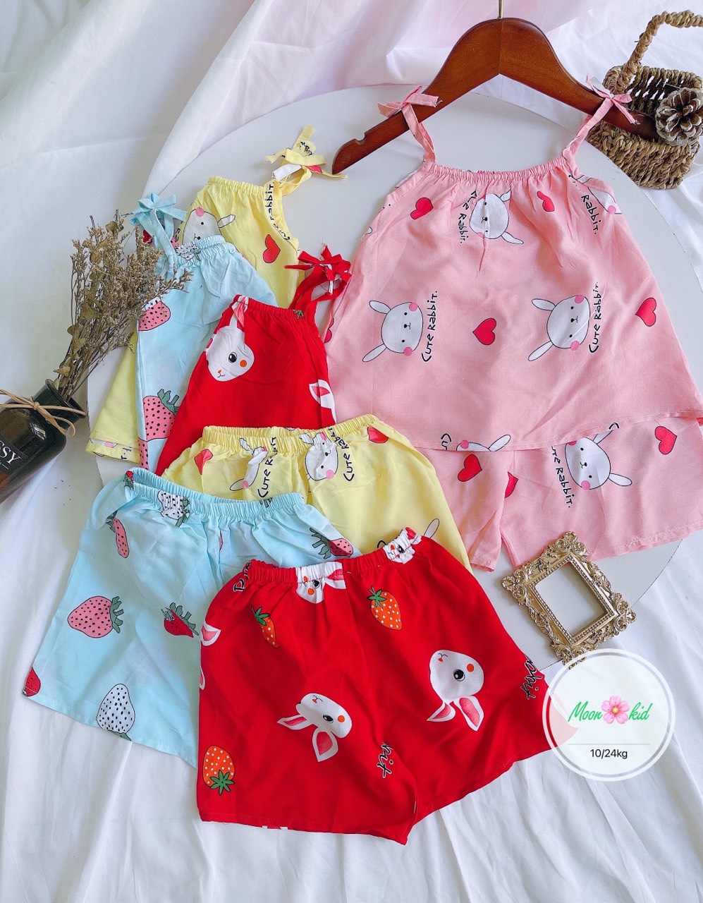 Bộ lanh mát mẻ 2 dây 4 màu cho bé gái
