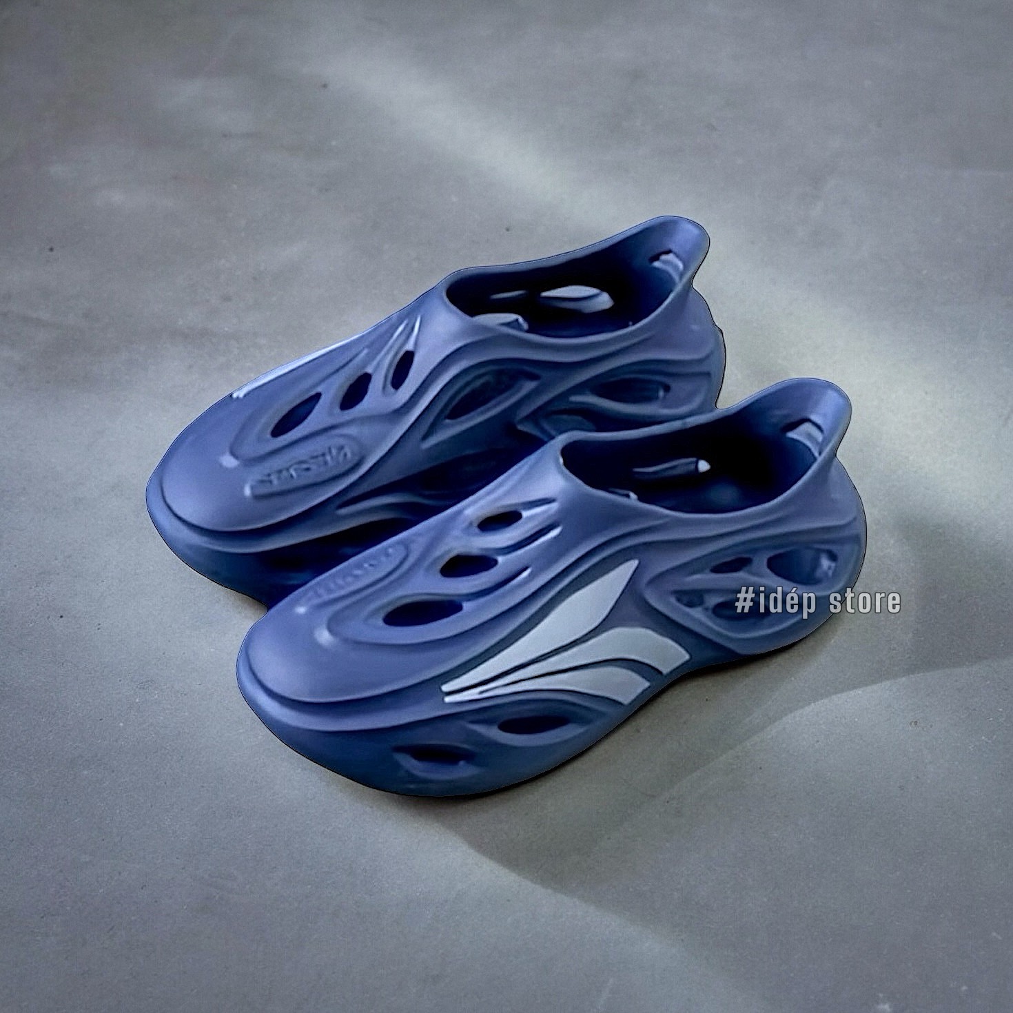 Giày Nhựa Nam YZ Đi Mưa, Đi Biển, Lội Nước Siêu Nhẹ Êm Chân Có Lỗ Lưới Thoáng Khí  IDEP GL051