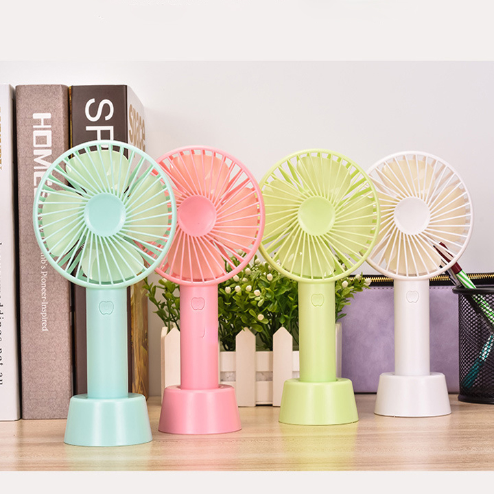 >> SO SÁNH GIÁ QUẠT SẠC MINI CAO CẤP TIỆN DỤNG 3 TỐC ĐỘ GIÓ, ĐỂ BÀN CÓ ĐẾ KẸP GIỮ, ĐÈN LED VÀ USB CẮM SẠC - MÀU XANH NGỌC | Shopee Lazada Sendo Tiki | Nên mua ở đâu rẻ nhất 56 Quạt mini cầm tay có chân đế để bàn dùng pin sạc giá rẻ, thời gian sử dụng sau mỗi lần sạc lâu 3 - 5 giờ, quạt mini đi chơi, để bàn làm việc, quạt nhỏ gọn du lịch, quạt siêu mát sạc điện 3 tốc độ gió tiện lợi