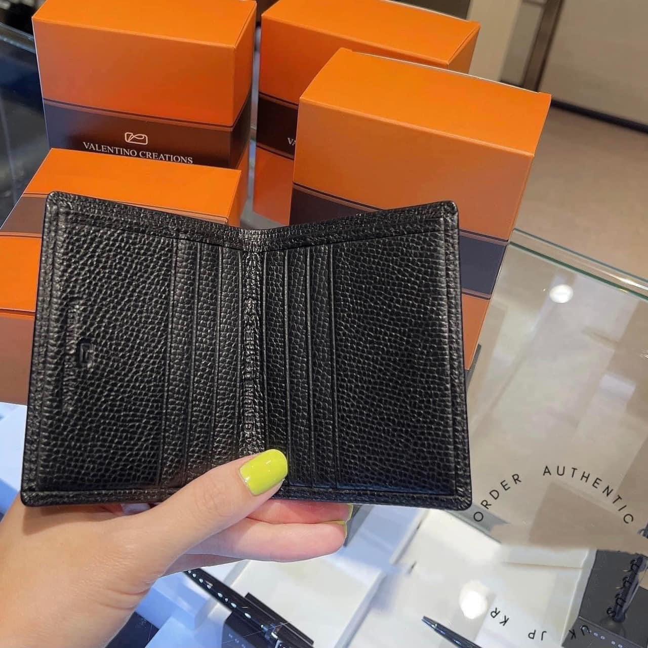 Ví Sần Gập Nam Dáng Đứng Valentino Fullbox