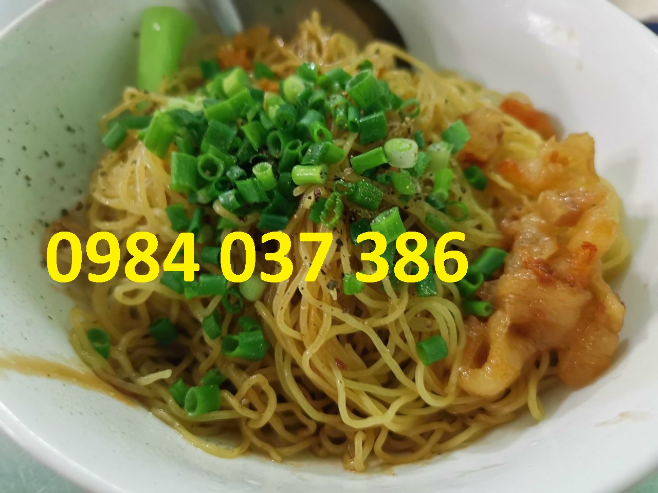 Máy cán bột cắt bột chạy điện FKM200