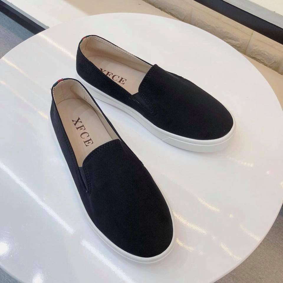 GIÀY SLIP-ON MŨI TRÒN DA LỘN KẺ SAU GÓT -366