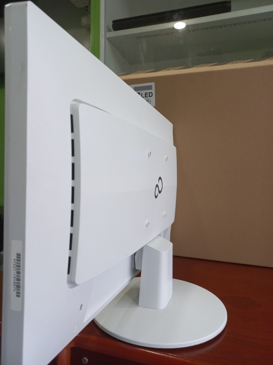 Màn hình FUJITSU E22-8 TS Pro full Hd