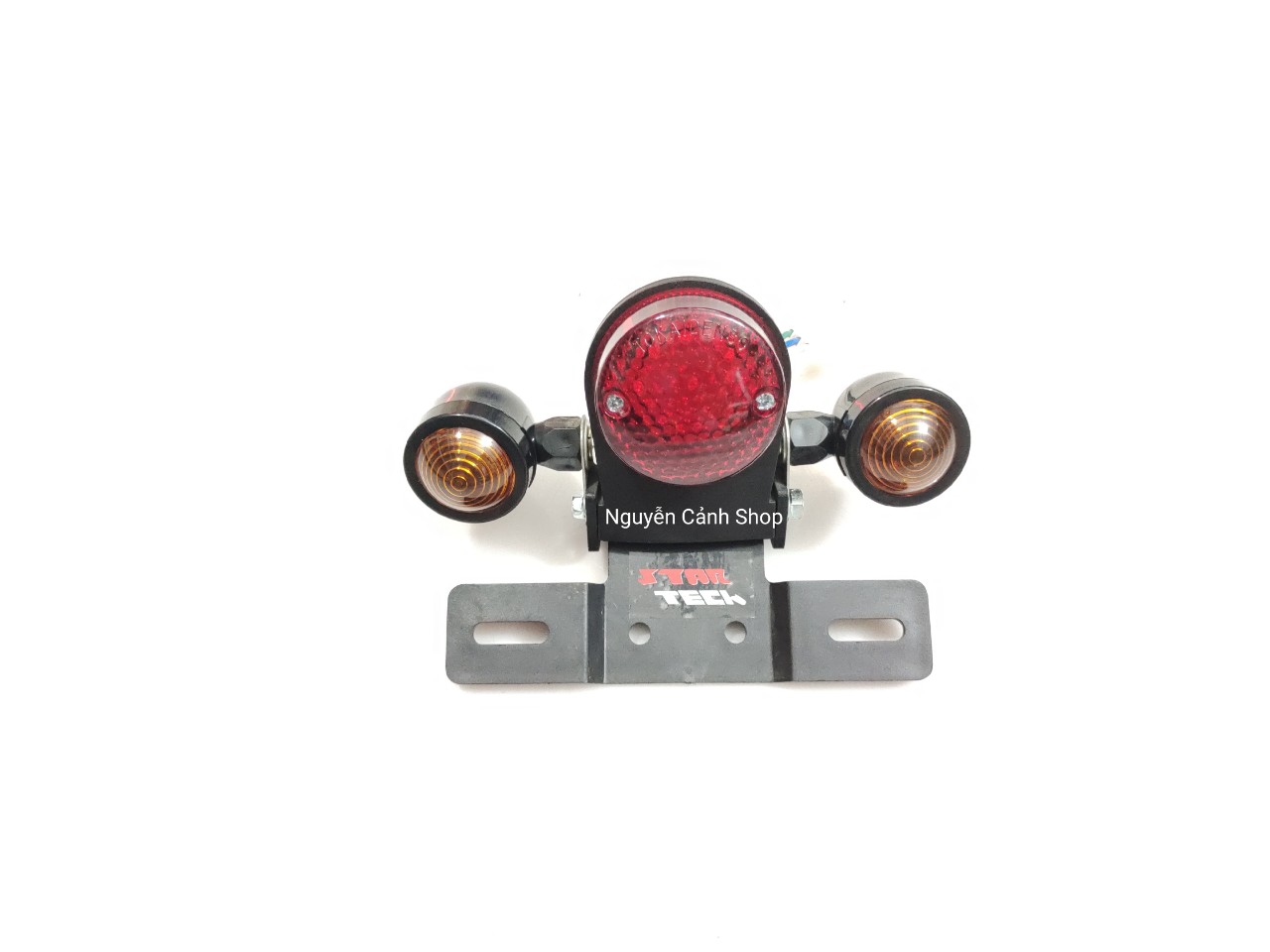 đèn hậu xe 67 LED tròn lòi nhỏ